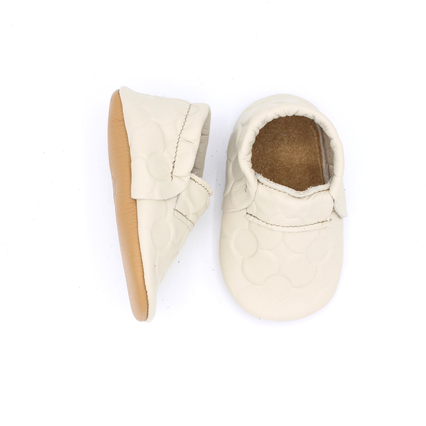 Baby Fringeless Moc - Coconut Daisy