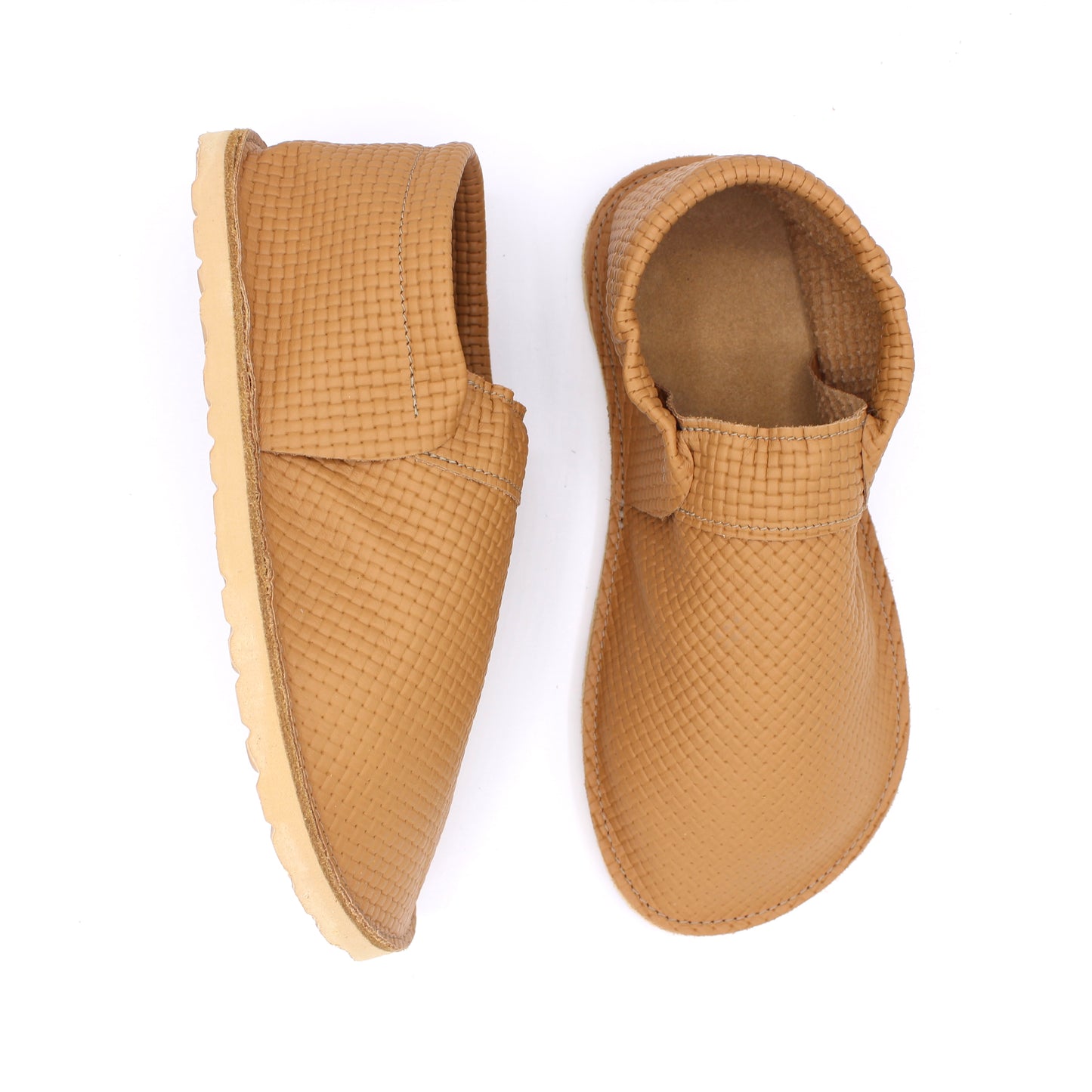 Ladies Fringeless Mocs - Tan Weave - 10mm Beige Rugged Soles