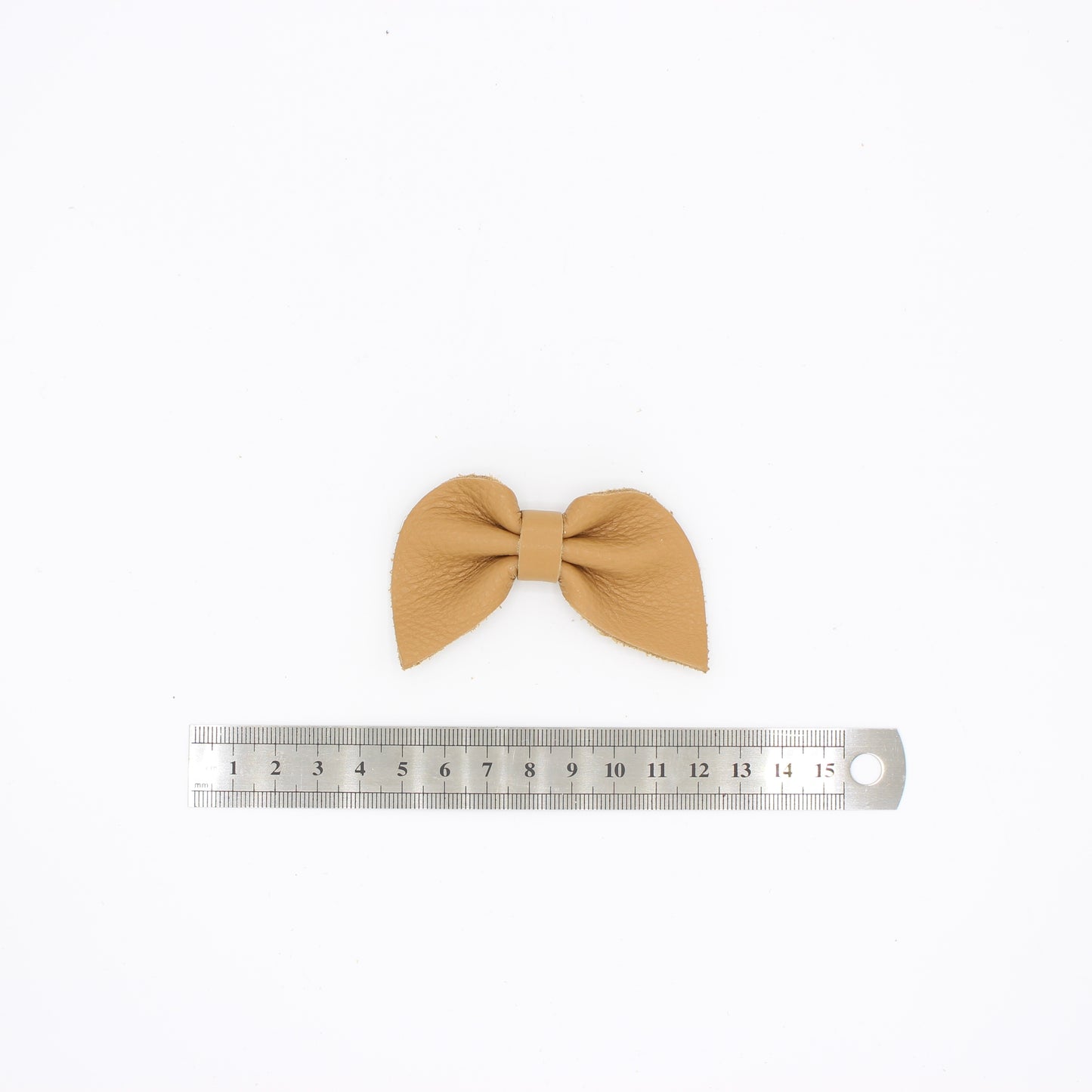 Tan Bow